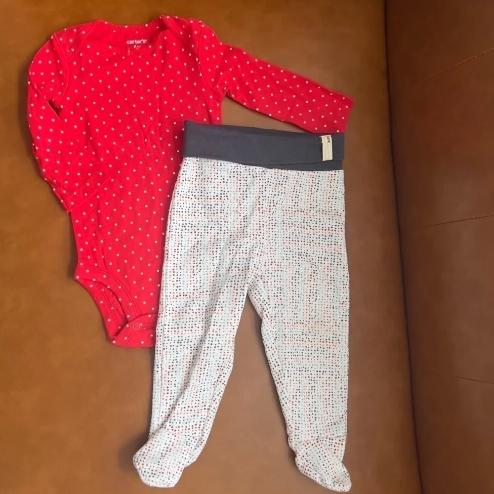 Kuniboo Carter’s Baby Infant Sz 6m 2 piece set Bodysuit and Pants Polka Dot NWOT